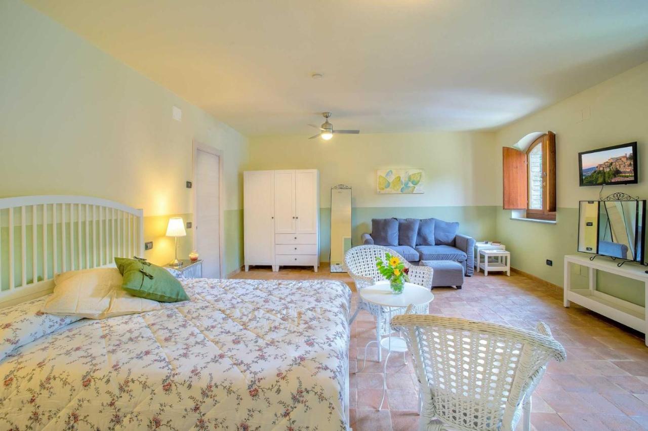 Torrenova Di Assisi Country House Eksteriør billede